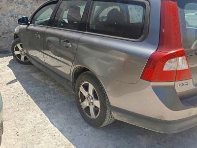 Venta de un VOLVO V70 COMBI