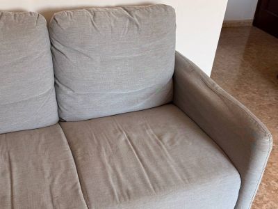 Verkaufe 2-Sitzer Sofa in Hellgrau Cala Millor