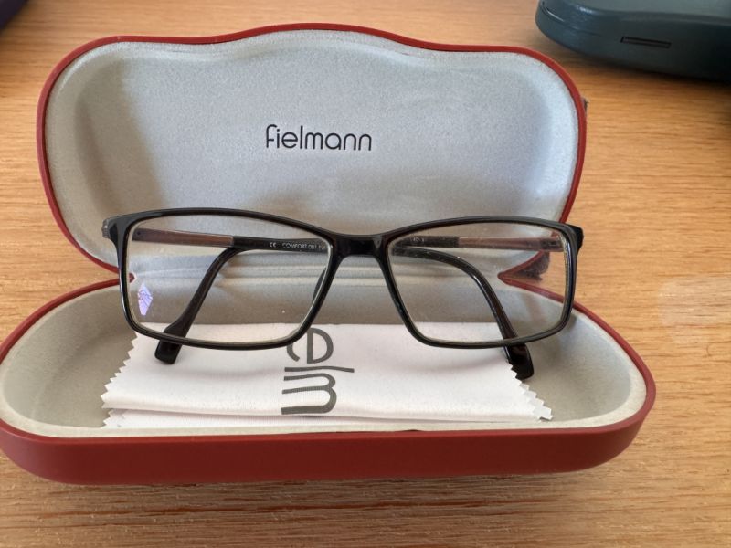 Verkaufe 6 Brillengestelle RayBan / Humphreys / Orakley / Fielmann