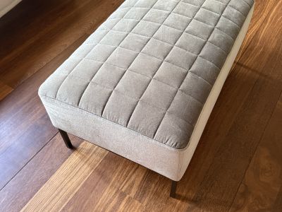 Verkaufe Designer Sofa mit Hocker