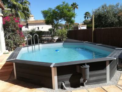 Selling cheap WPC outdoor pool