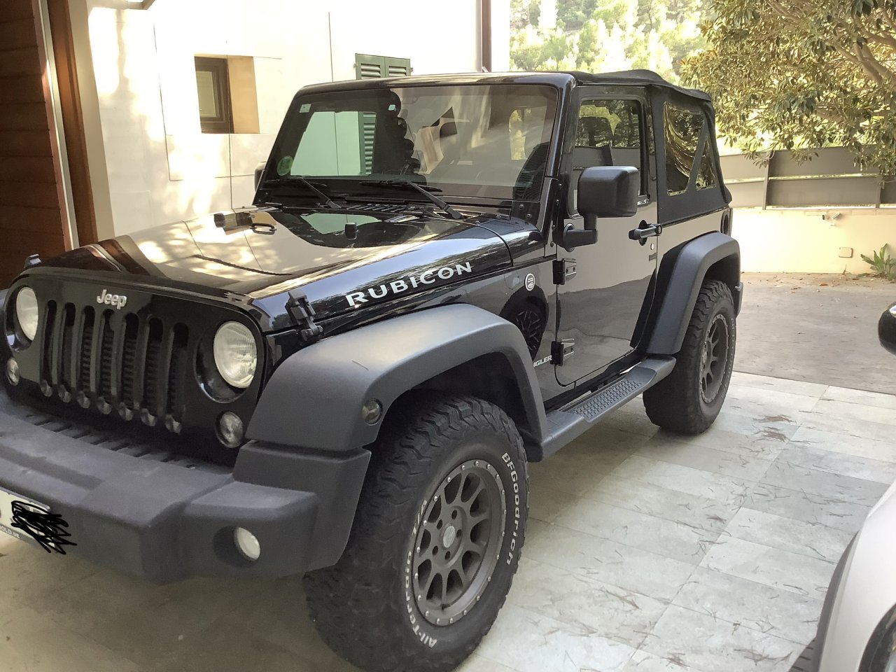 Selling Jeep Wrangler Rubicon, only 48,000 km driven