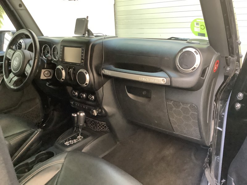 Selling Jeep Wrangler Rubicon, only 48,000 km driven