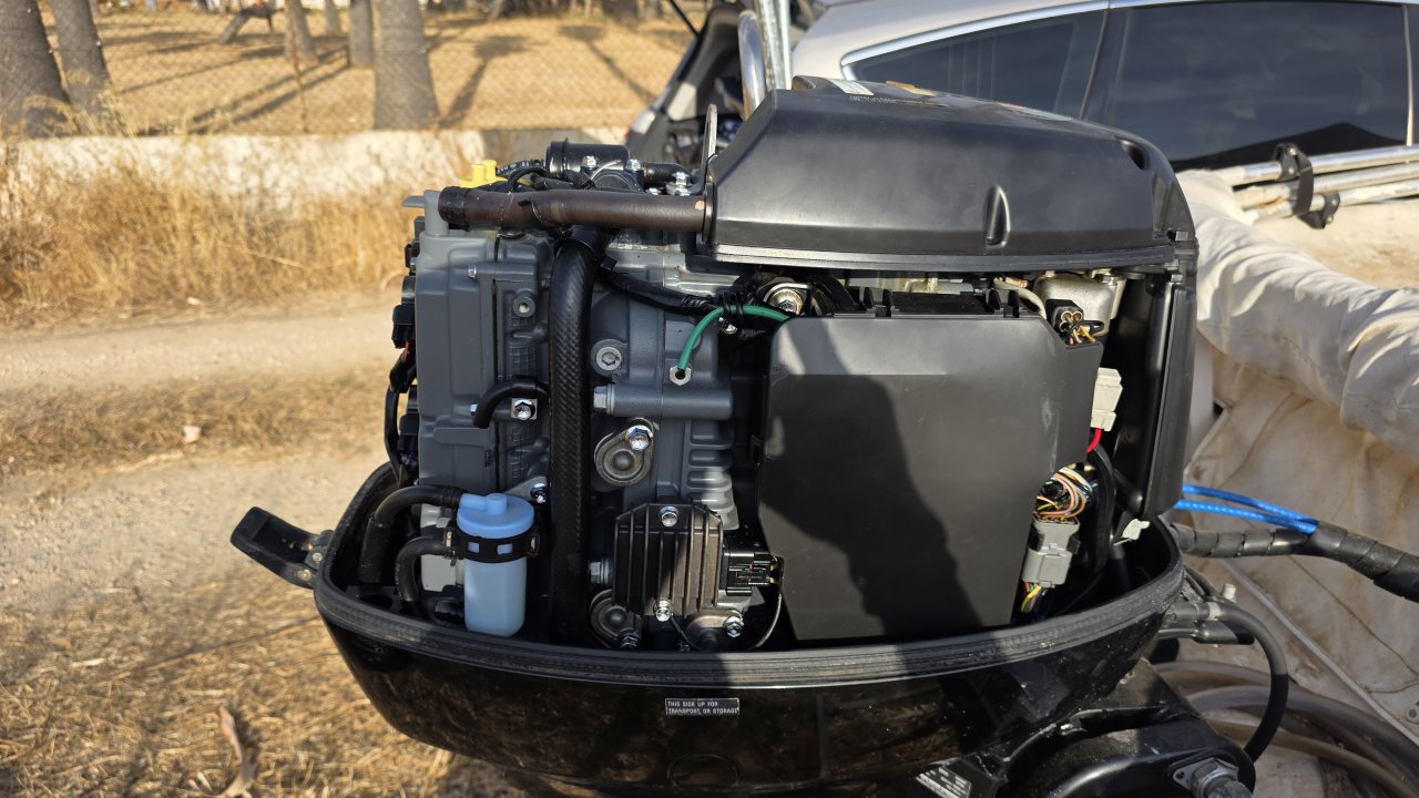 Verkaufe mein Boot mit Motor und Trailer