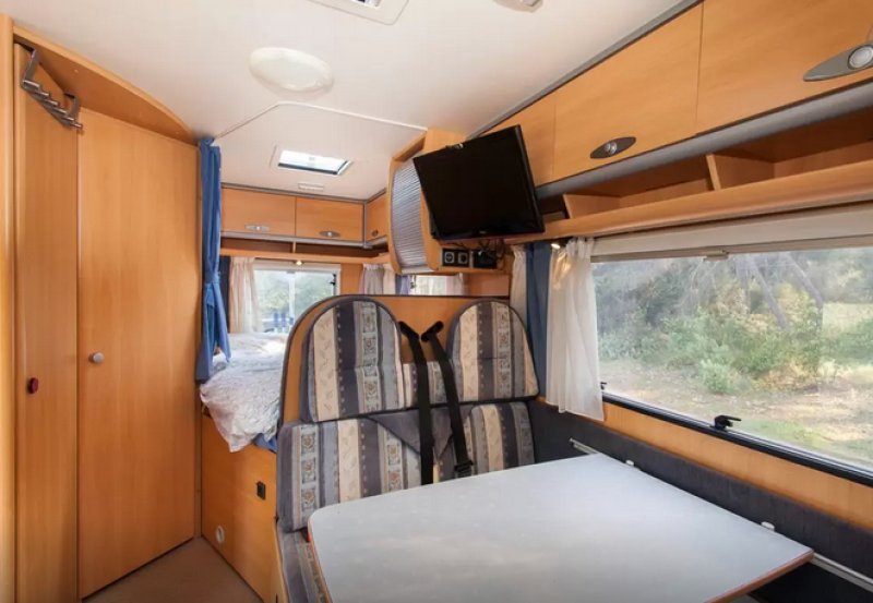 Vendo mi autocaravana Dethleffs Advantage T5841