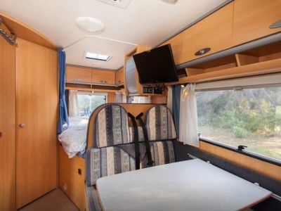 Vendo mi autocaravana Dethleffs Advantage T5841