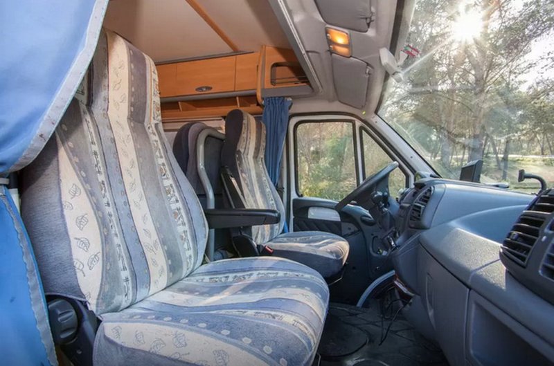 Vendo mi autocaravana Dethleffs Advantage T5841