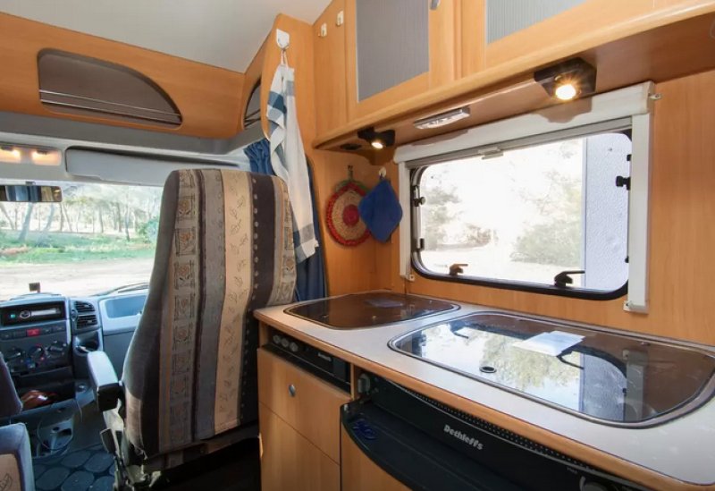 Vendo mi autocaravana Dethleffs Advantage T5841