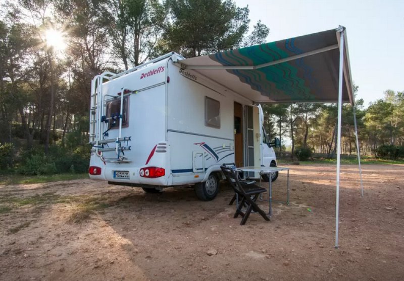 Vendo mi autocaravana Dethleffs Advantage T5841
