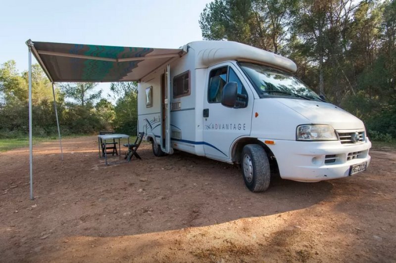 Vendo mi autocaravana Dethleffs Advantage T5841