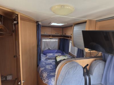 Selling my motorhome Dethleffs Advantage T5841, approved for 6 people