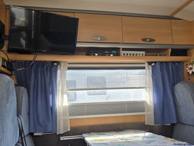 Selling my motorhome Dethleffs Advantage T5841, approved for 6 people