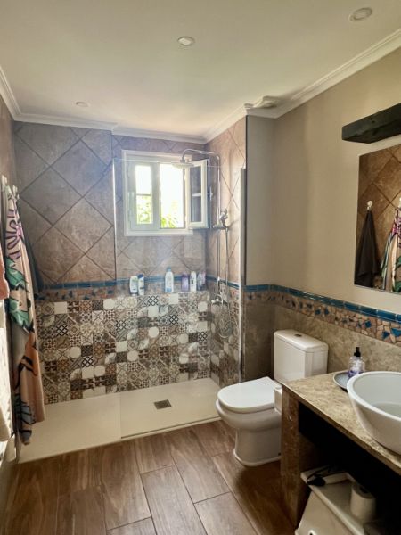 Vendo piso muy bien cuidado en Santa Ponsa con dos dormitorios y dos baños