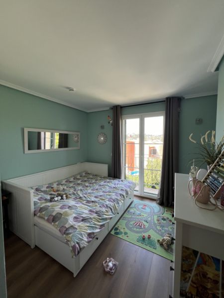 Vendo piso muy bien cuidado en Santa Ponsa con dos dormitorios y dos baños