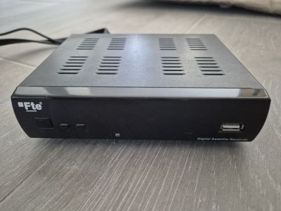 Verkaufe SHARP Fernseher Modell LC-32LE140E