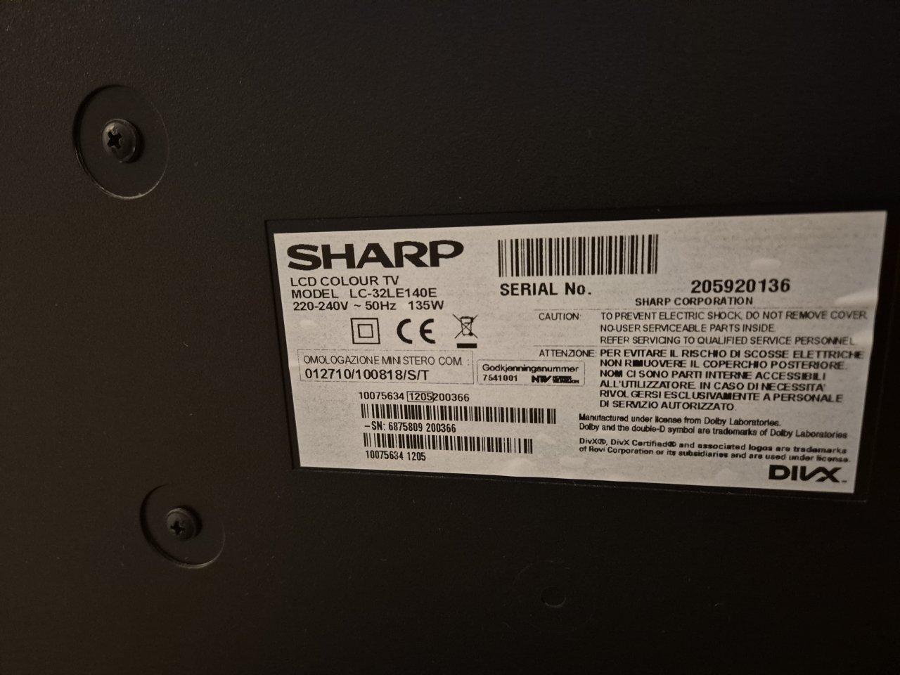 Verkaufe SHARP Fernseher Modell LC-32LE140E