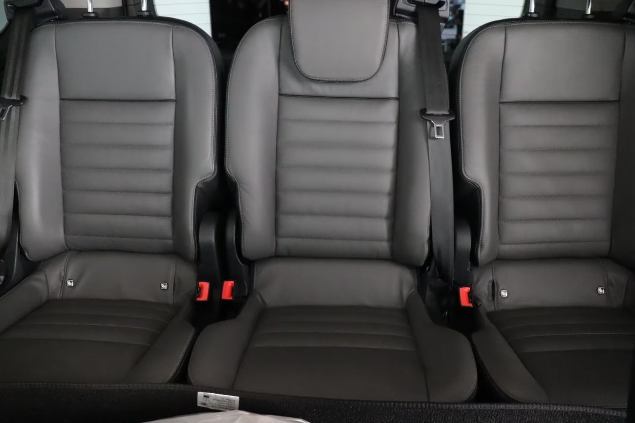 Verkaufe unseren Ford Transit Custom / 9 Sitzer