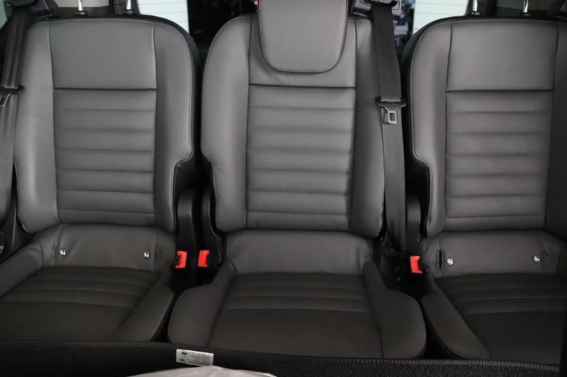 Verkaufe unseren Ford Transit Custom / 9 Sitzer