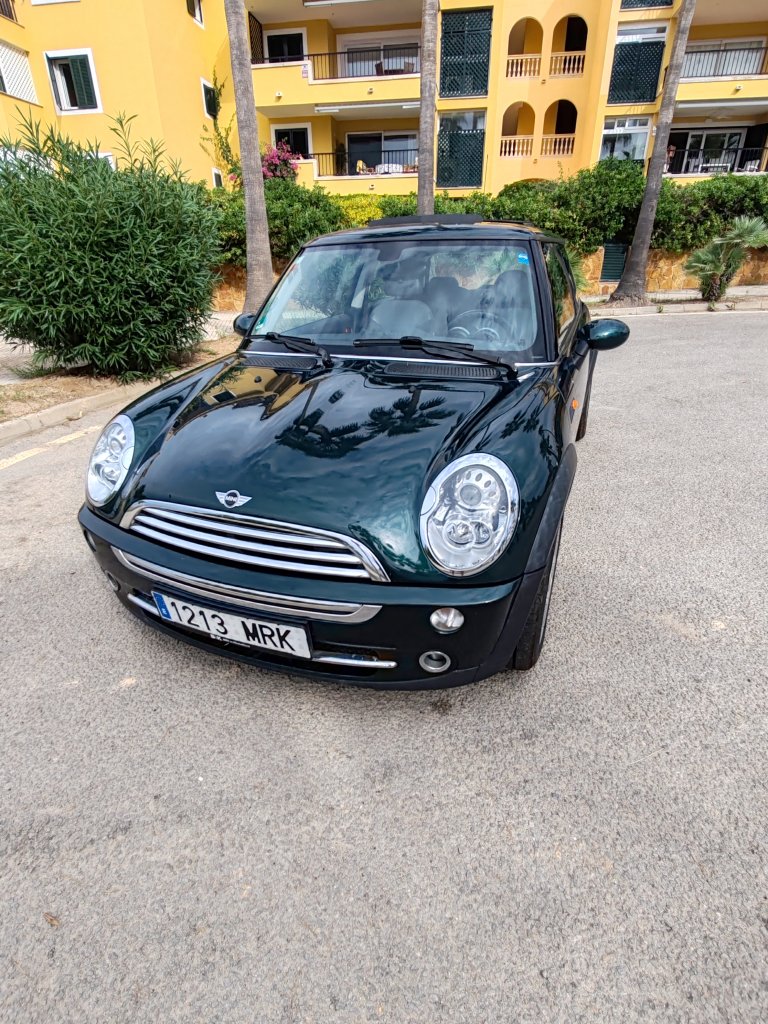 Selling our island runabout Mini Cooper, 2nd hand