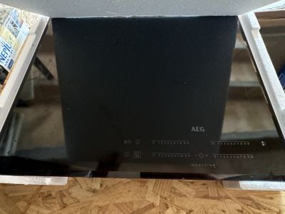Selling two induction cooktops