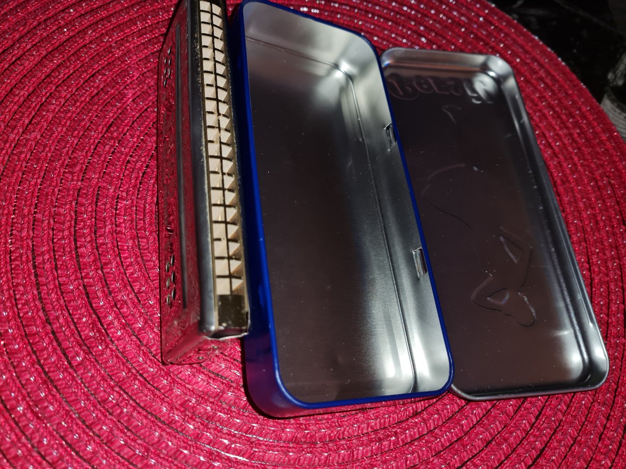 Verkauft wird eine Originale "ECHO BELL METAL REEDS" Mundharmonika von M.HOHNER, Andratx