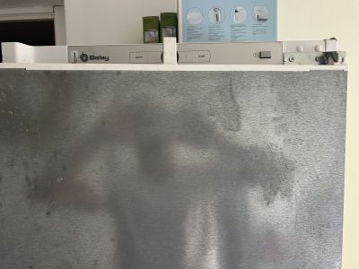 Verschenkte Einbau-Kühl-Gefrierschrank