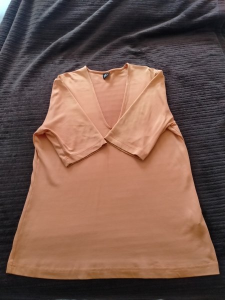 Verschiede Bekleidung, Jumpsuite, T Shirt, Tücher, Hüte, Schuhe
