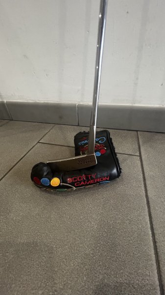 Verschiedene Golf Schläger, Erwachsene und Kind