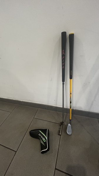 Verschiedene Golf Schläger, Erwachsene und Kind
