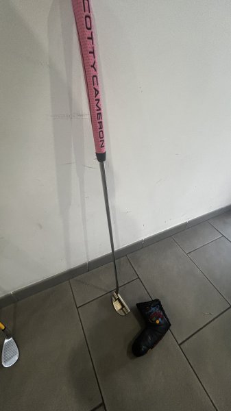 Verschiedene Golf Schläger, Erwachsene und Kind