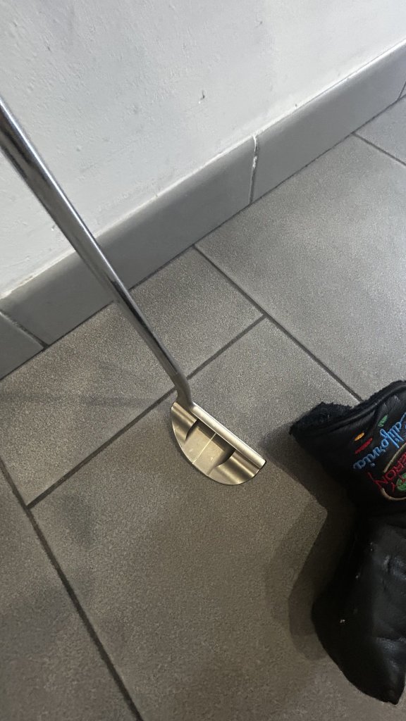 Verschiedene Golf Schläger, Erwachsene und Kind
