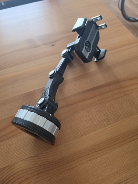 Varios soportes para teléfono para el coche