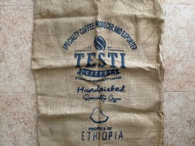 verschiedene Kaffeesäcke aus Jute (Ethiopia, Uganda, Rwanda)