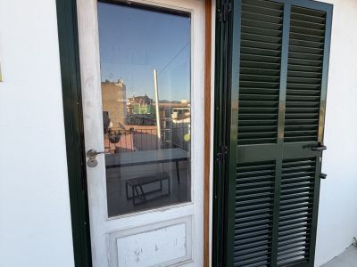 Verschiedenen Holzfenster mit Isolierverglasung