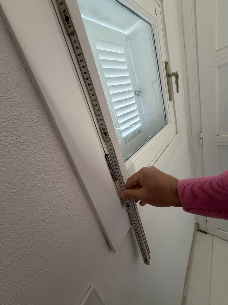 Verschiedenen Holzfenster mit Isolierverglasung