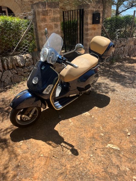 Vespa GTS 250