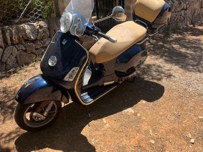 Vespa GTS 250