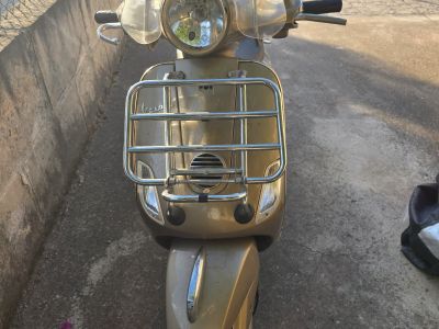 Vespa LX 50 Touring, Bj. 2011, nur 5.292 km  Papiere beantragt