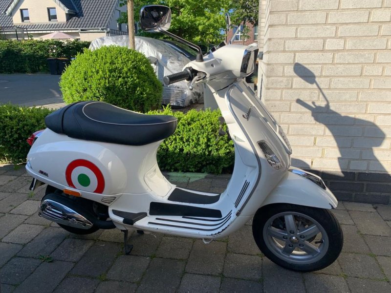 Vespa Piaggio 50