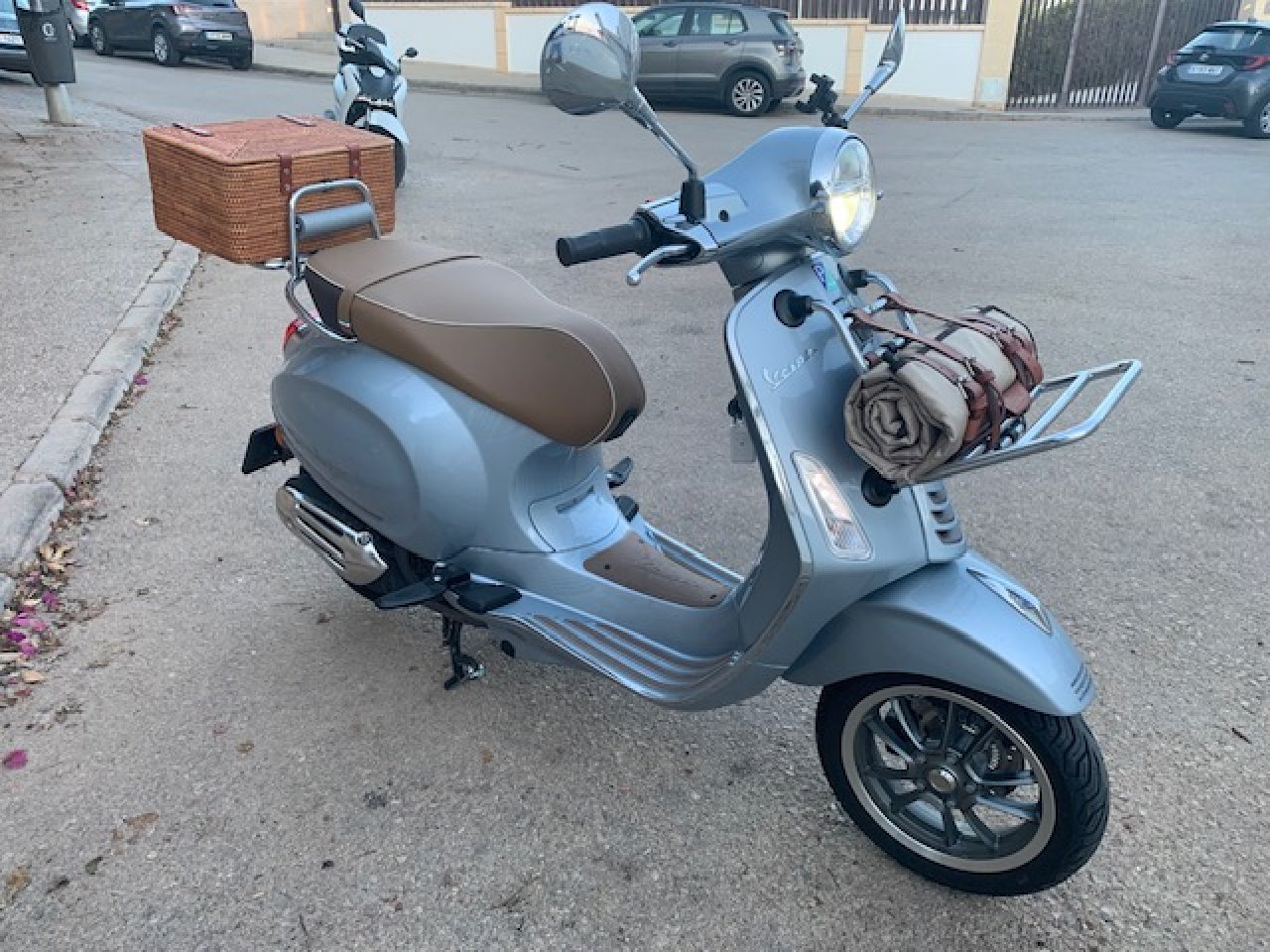 Vespa Primavera 125 Pic Nic  Sondermodell  nur ca. 850 km  Mallorca