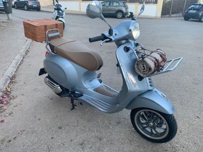 Vespa Primavera 125 Pic Nic  Sondermodell  nur ca. 850 km  Mallorca