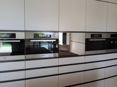 Vier hochwertige Miele Einbaugeräte