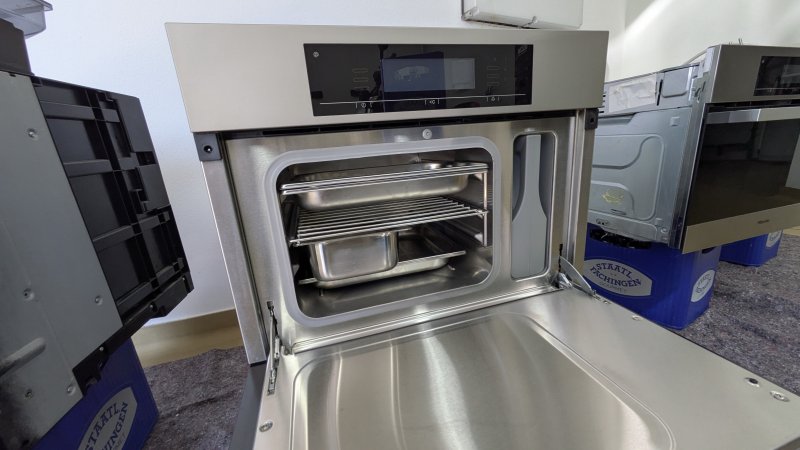Vier hochwertige Miele Einbaugeräte