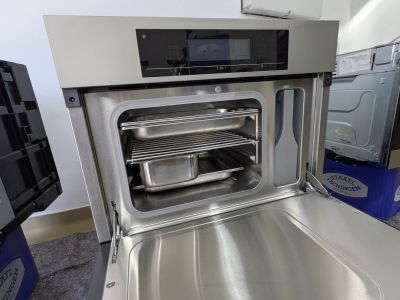 Vier hochwertige Miele Einbaugeräte