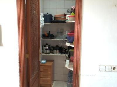 VILAFRANCA DE BONANY: 3 SZ-Wohnung 126 m2  mit Balkon im 2-Parteien-Haus fussläufig zum Stadtkern