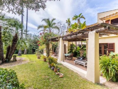 Villa im Ibizastil mit Pool in Cielo de Bonaire Alcudia