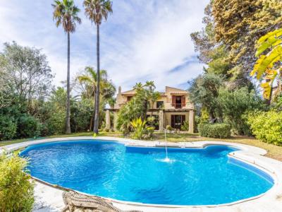 Villa im Ibizastil mit Pool in Cielo de Bonaire Alcudia