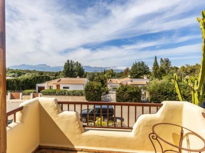 Villa im Ibizastil mit Pool in Cielo de Bonaire Alcudia