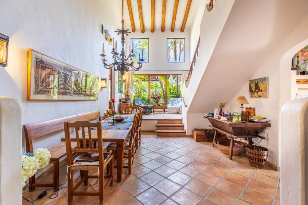 Villa im Ibizastil mit Pool in Cielo de Bonaire Alcudia