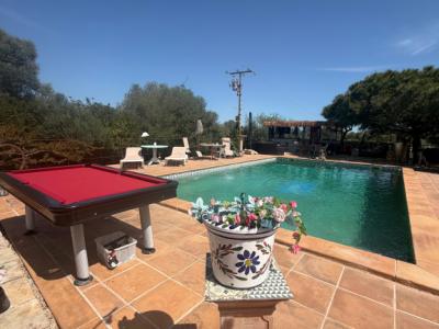 Villa mit Ferienwohnung und Ferien Apartment in Porto Cristo zu vermieten